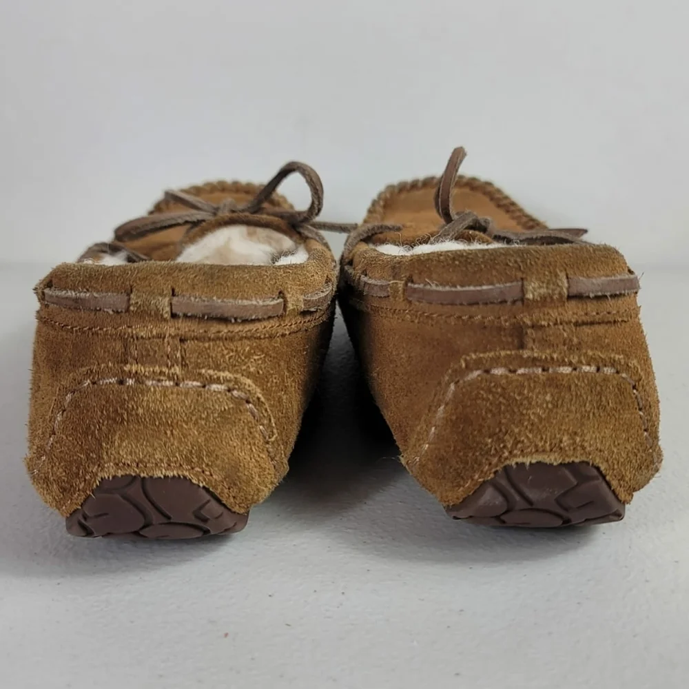 UGG Australia Unisex Dakota Chestnut Moccasin Slippers Shoes Size 1 SN 5296